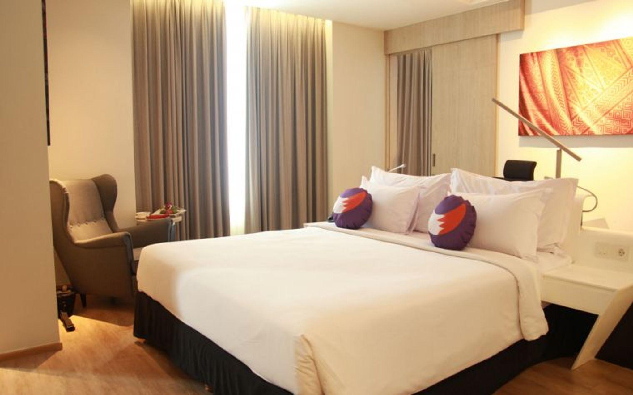 FOX Hotel Pekanbaru Exterior foto