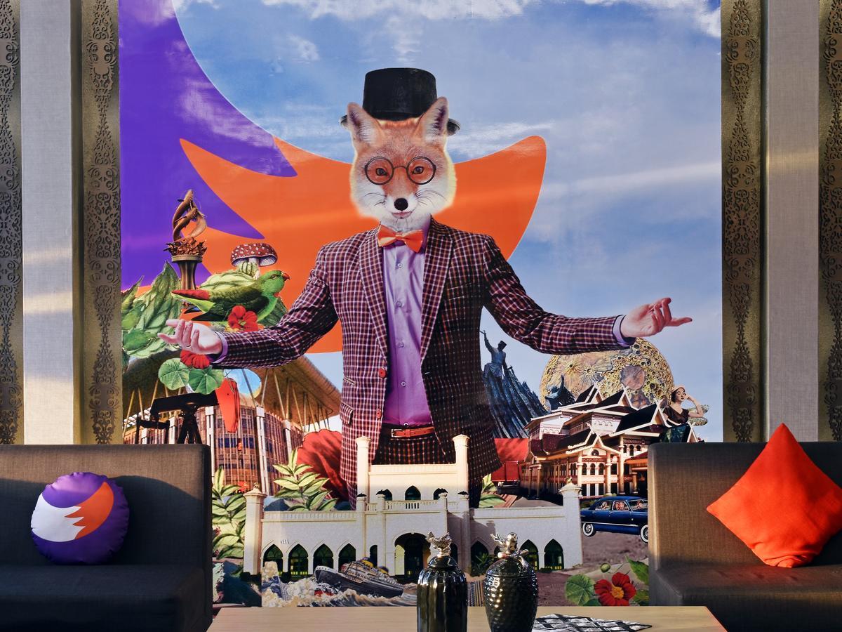 FOX Hotel Pekanbaru Exterior foto